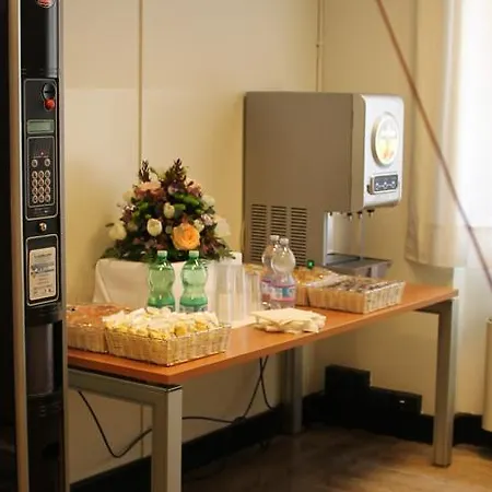 Отель Atahotel De Angeli